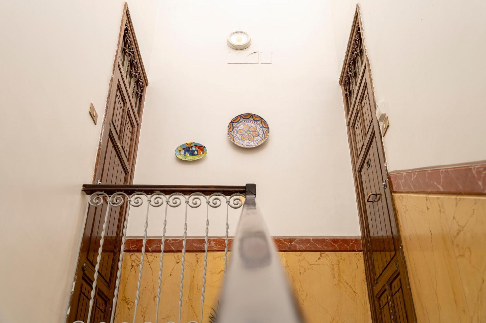Apartament Centro Stazione Aeroporto Wi-Fi&Self Check-In Palermo Zewnętrze zdjęcie