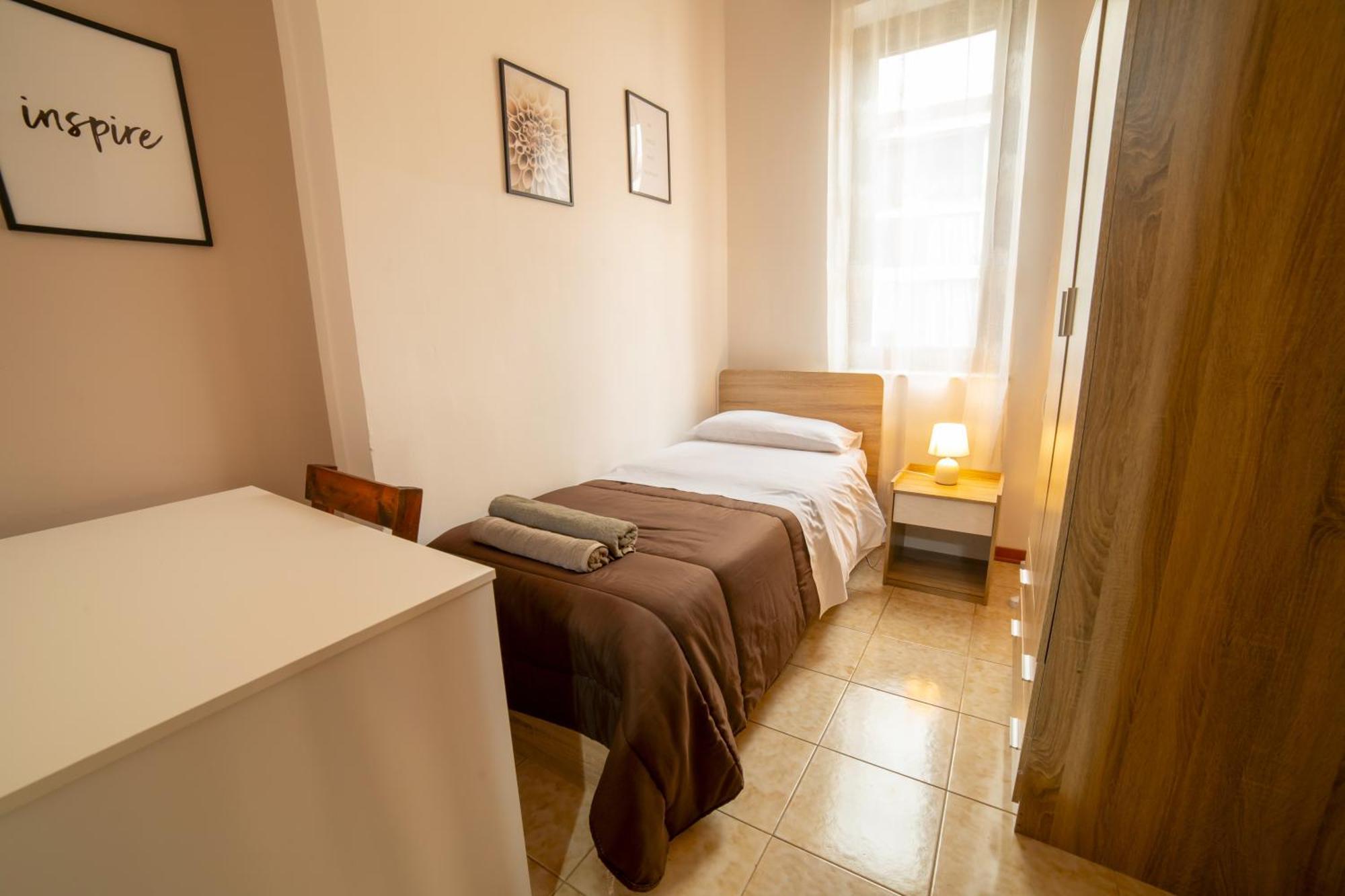 Apartament Centro Stazione Aeroporto Wi-Fi&Self Check-In Palermo Zewnętrze zdjęcie
